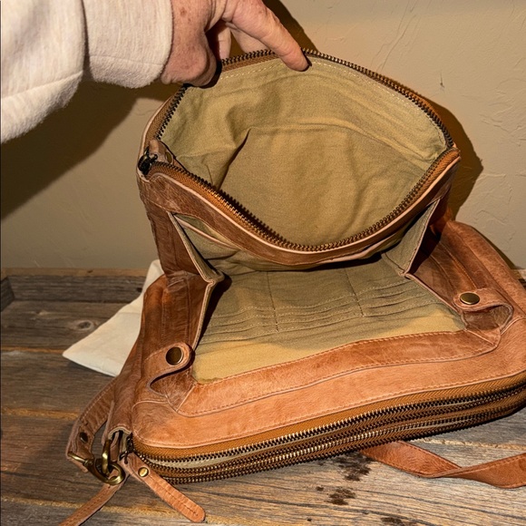Genuine Leather Crossbody Bag - Tan - Picture 4 of 7